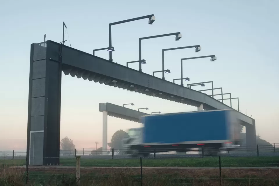Toll Road Truck